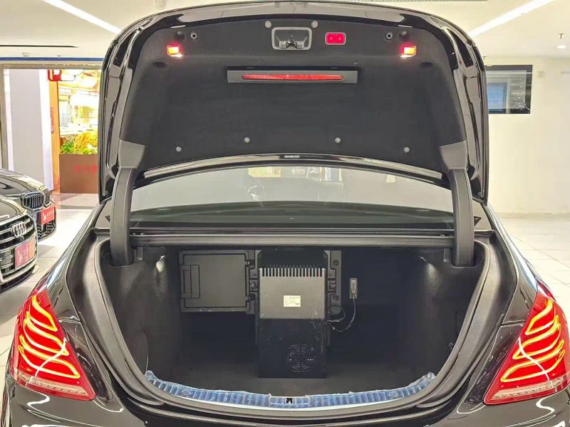 lorinsermaybach sclass