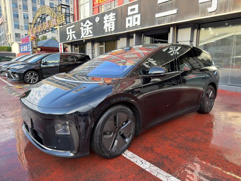 li li-xiang-i8