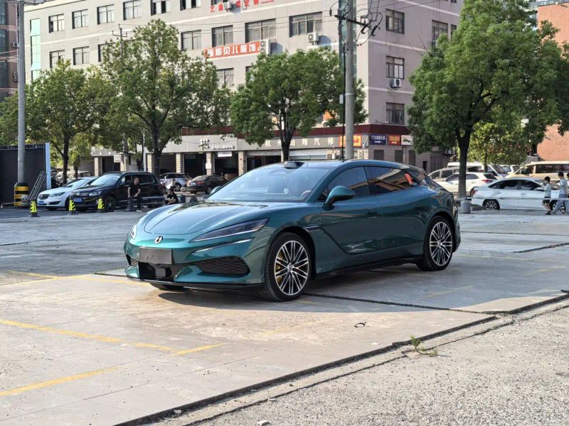 Denza z9gt