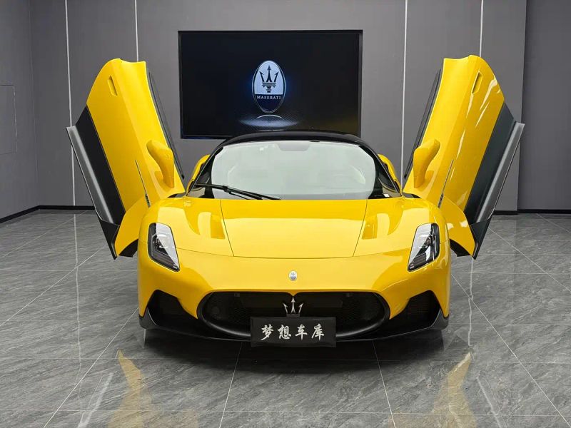 Maserati mc