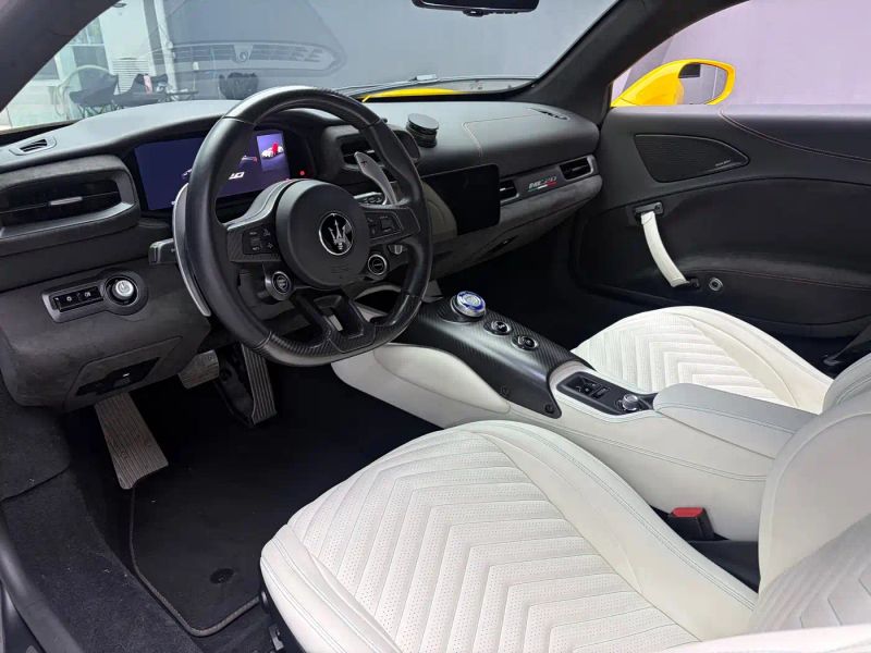 Maserati mc