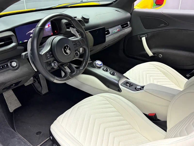 Maserati mc