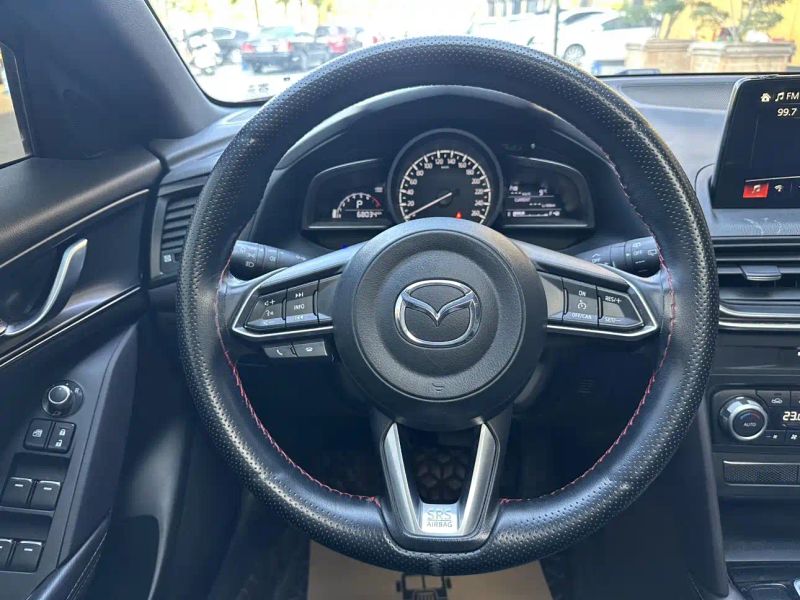 Mazda cx4