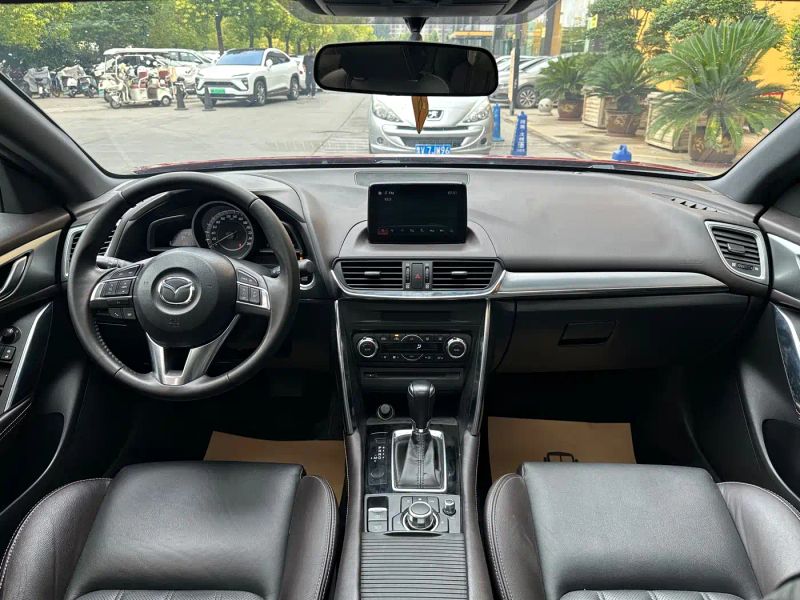 Mazda cx4