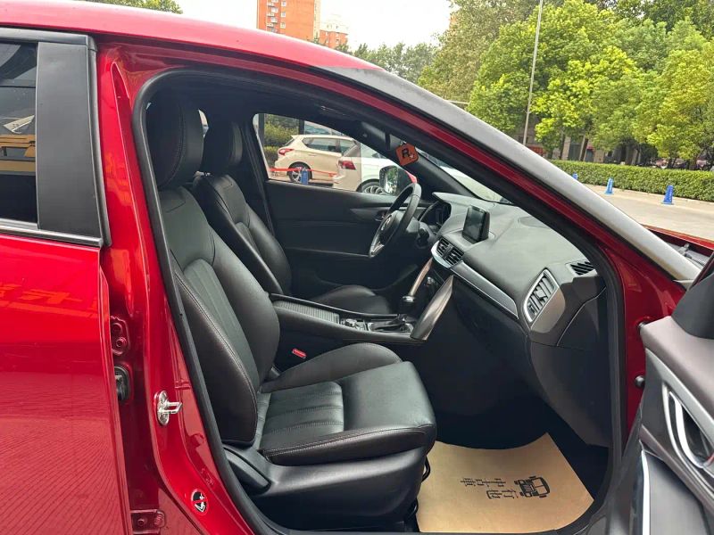 Mazda cx4