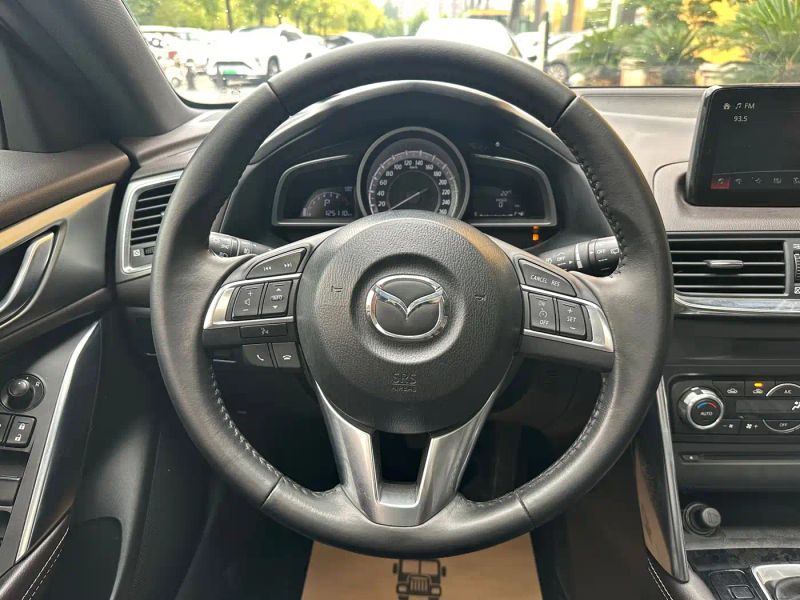 Mazda cx4