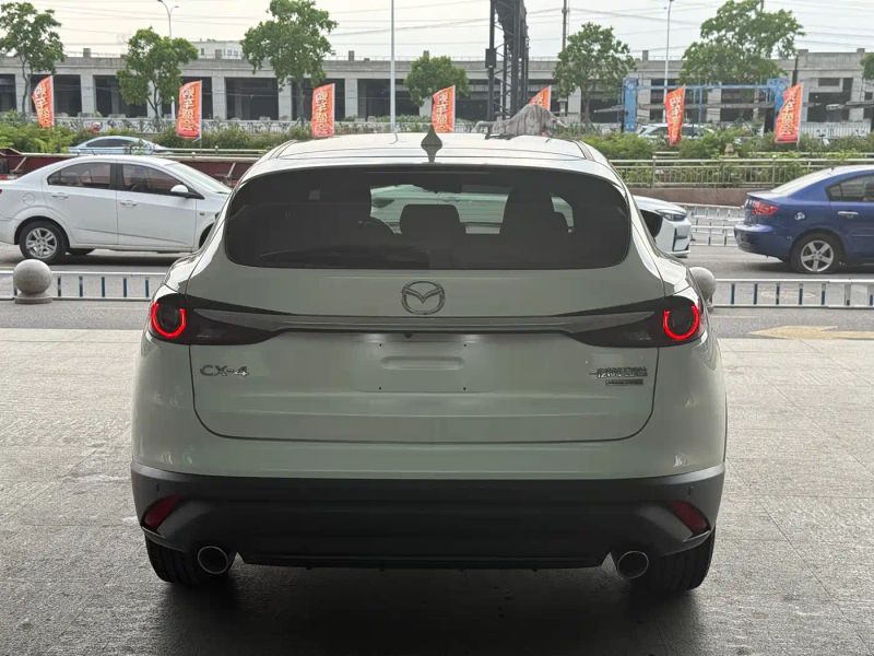 Mazda cx4