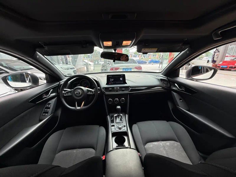 Mazda cx4