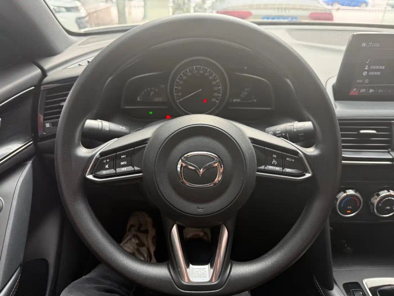 Mazda cx4