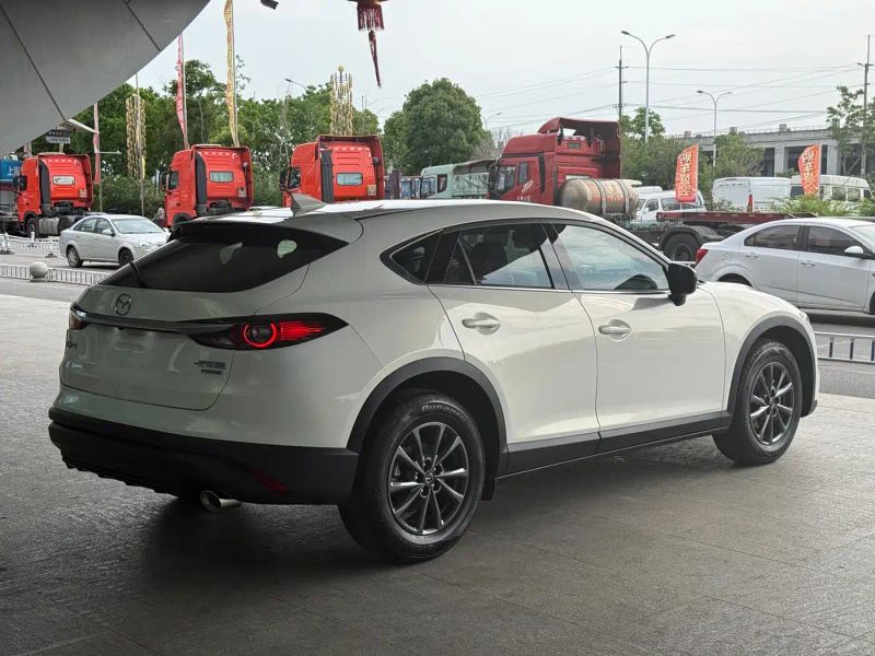 Mazda cx4
