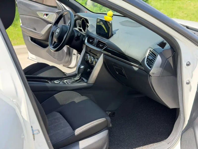 Mazda cx4