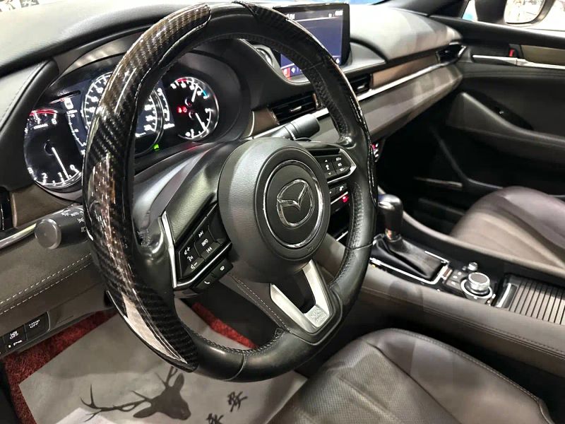 Mazda atez