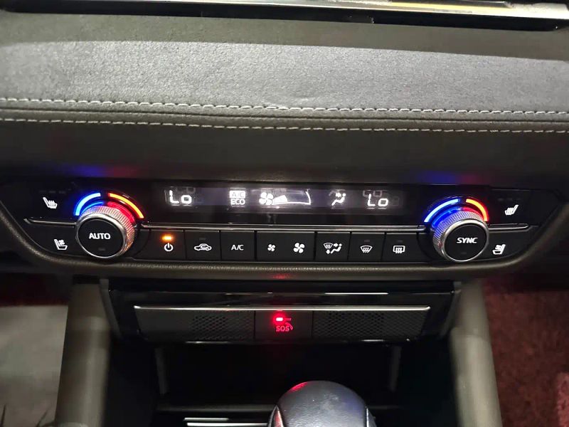 Mazda atez