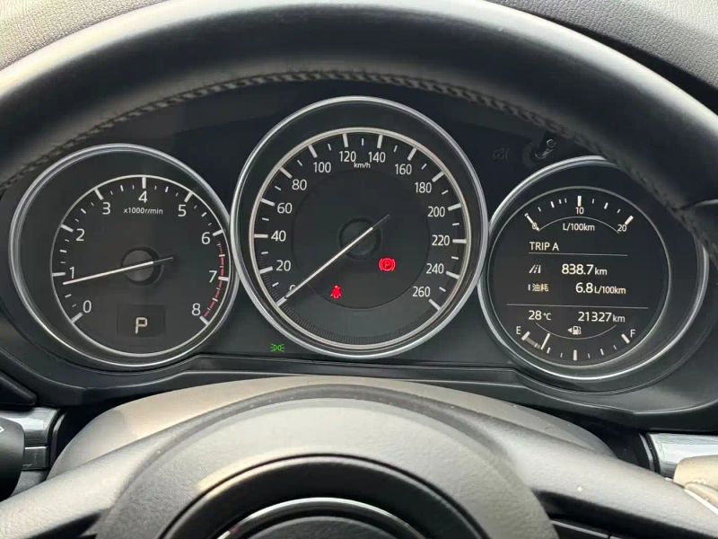 Mazda cx8