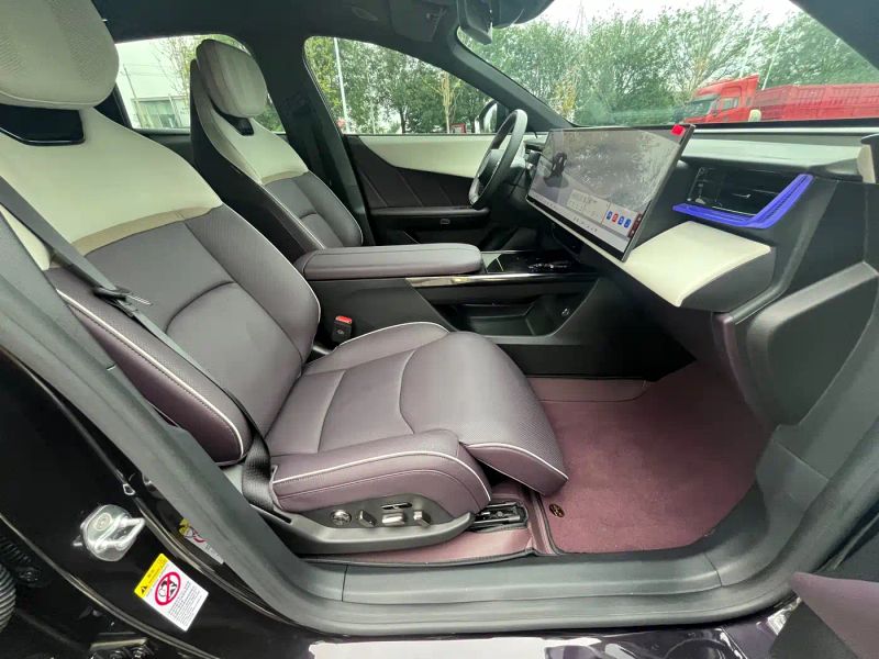 Mazda ez-60