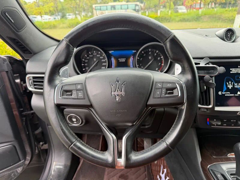 Maserati suv