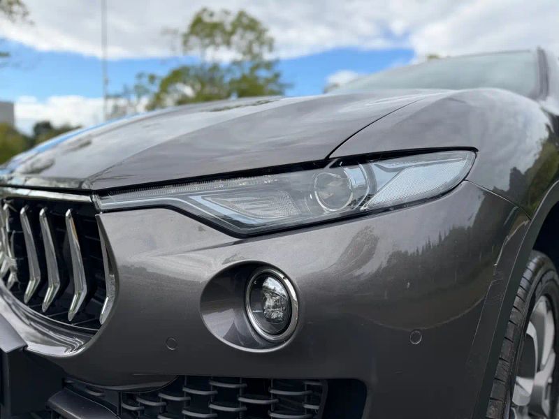 Maserati suv