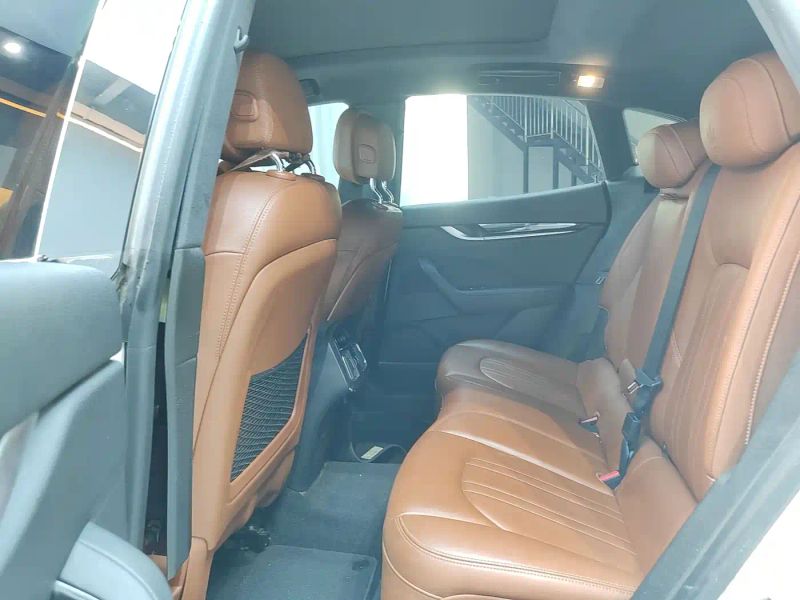 Maserati suv
