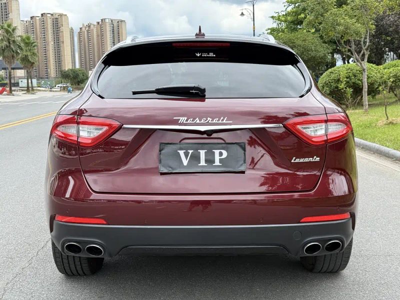 Maserati suv