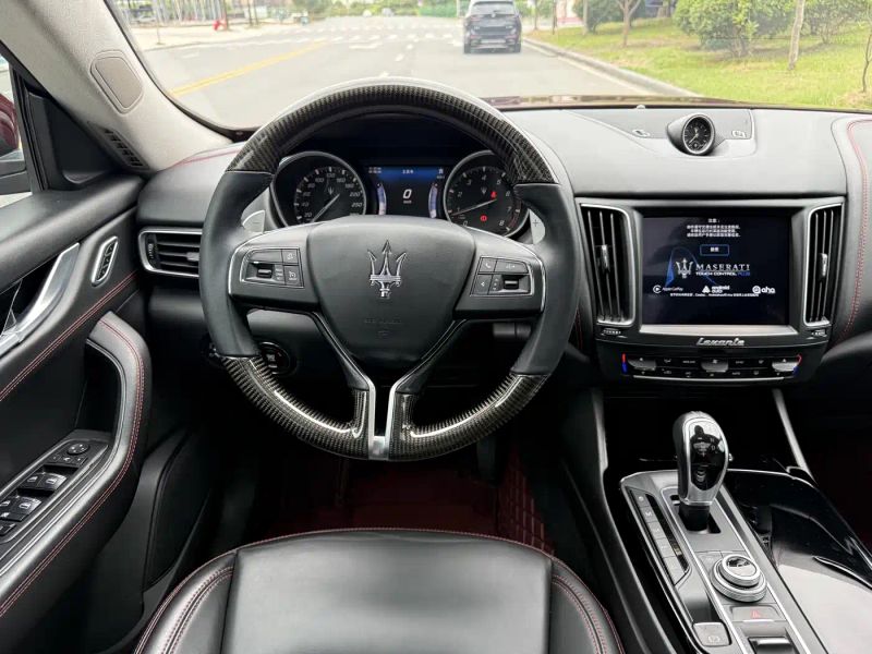 Maserati suv