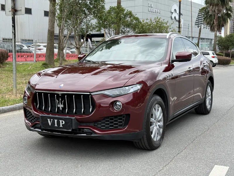 Maserati suv