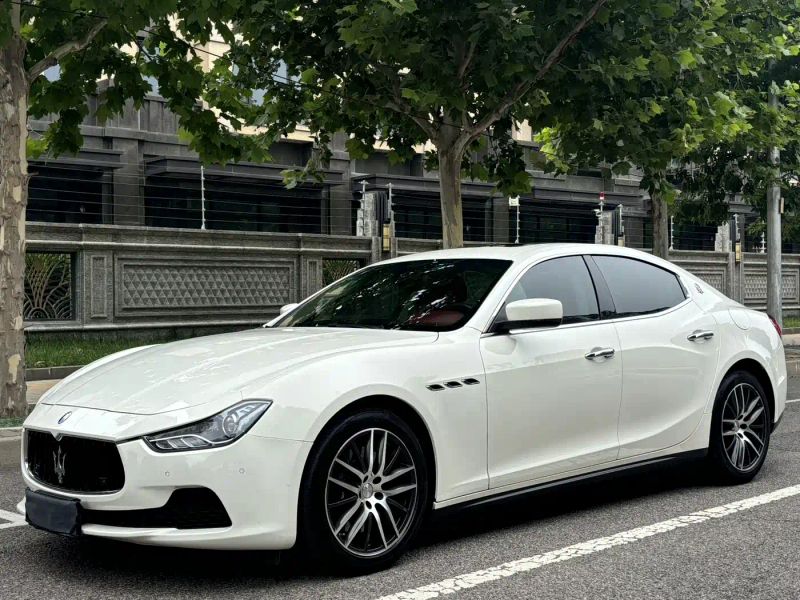 Maserati ghibli