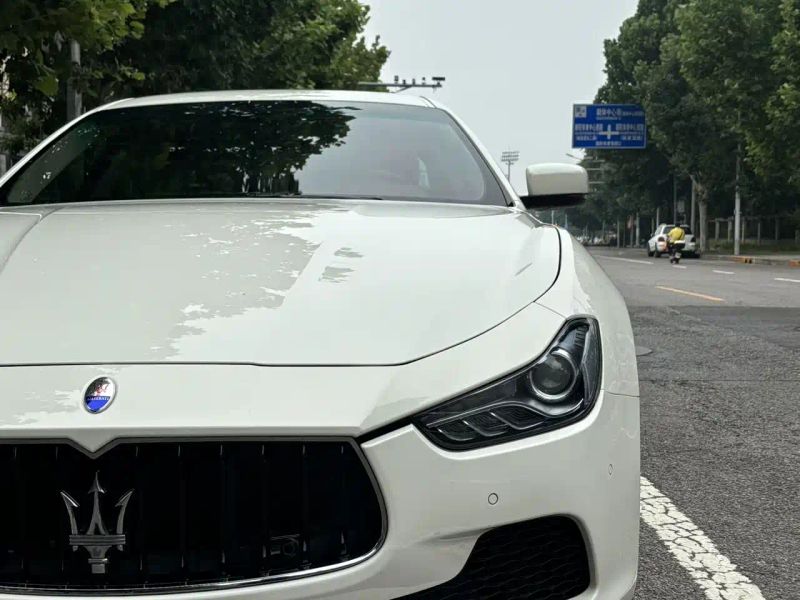 Maserati ghibli