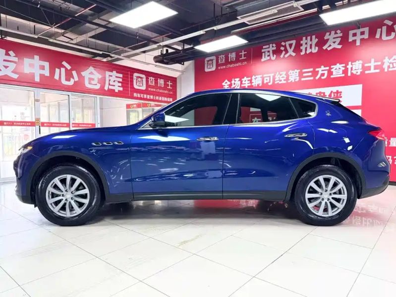 Maserati suv