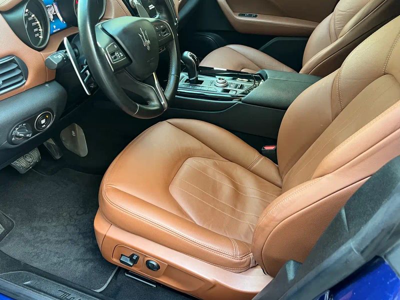 Maserati suv