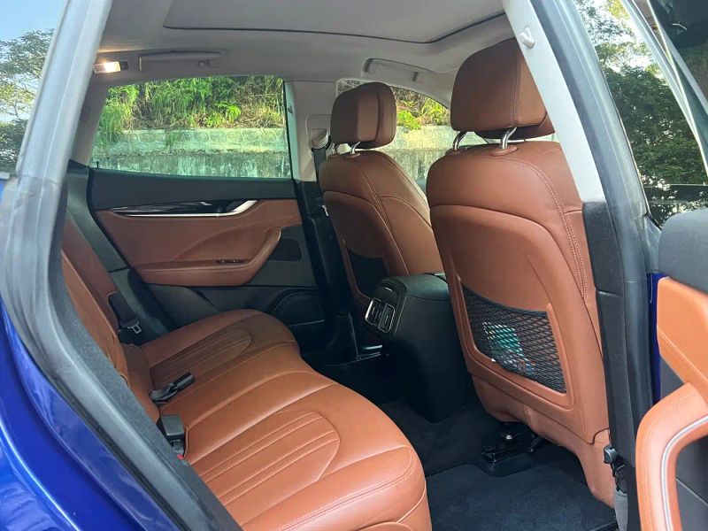 Maserati suv