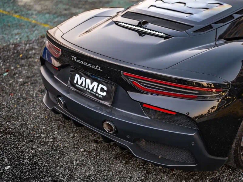 Maserati MC20