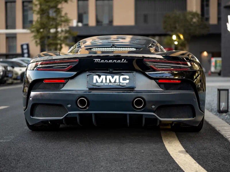 Maserati MC20