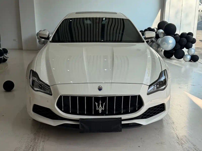 Maserati sedan