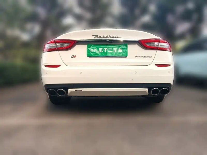 Maserati sedan