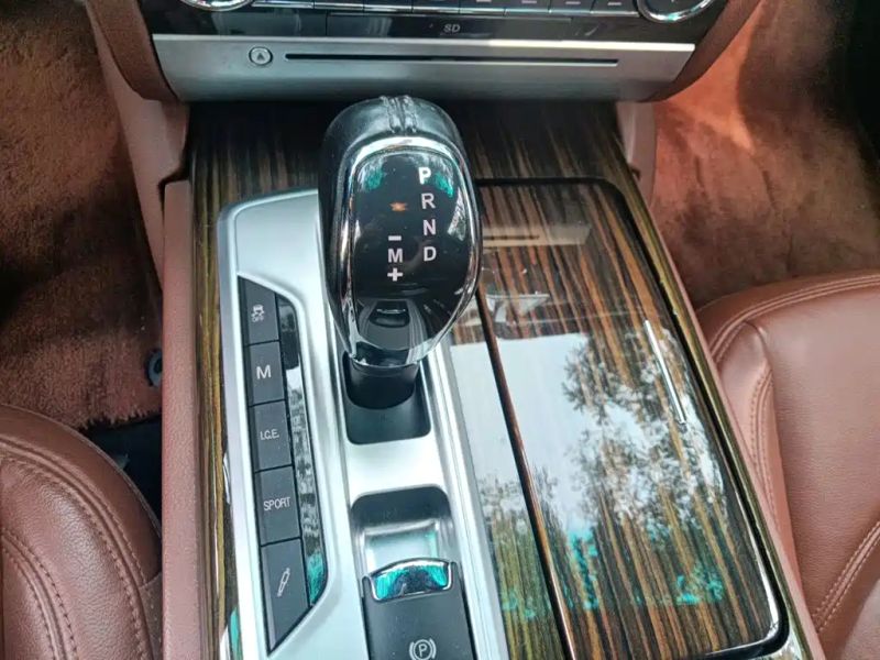 Maserati sedan