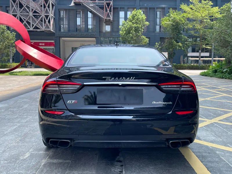 Maserati sedan