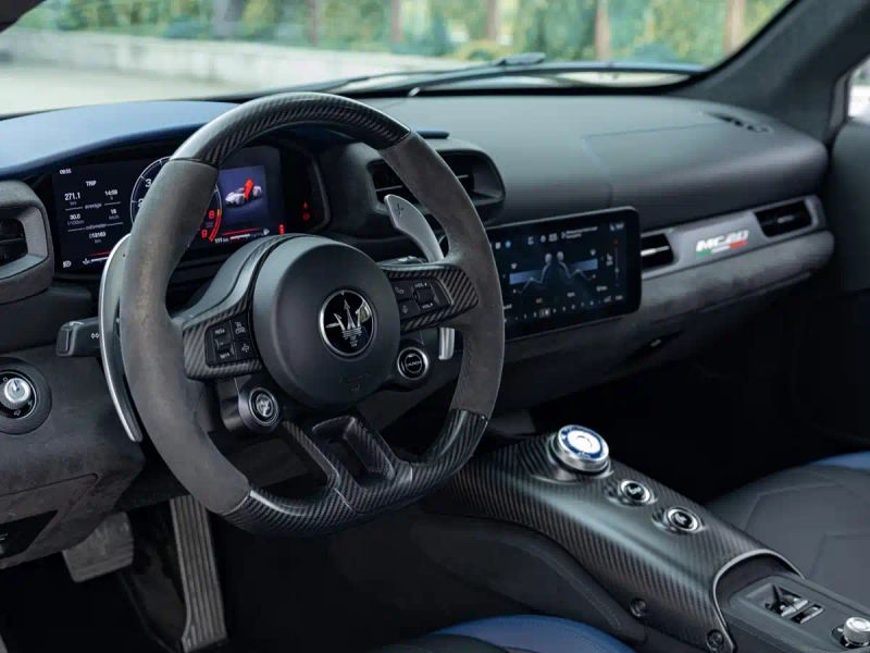 Maserati MC20