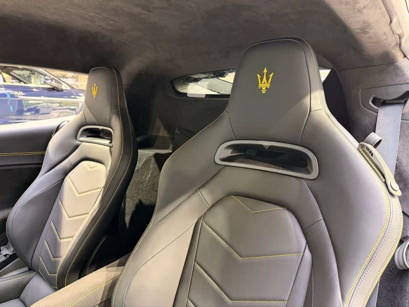 Maserati MC20