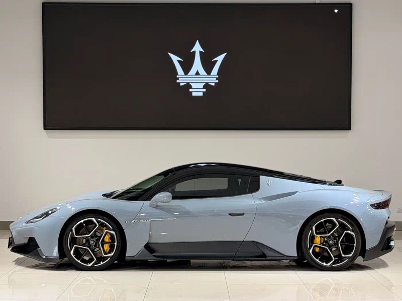 Maserati MC20