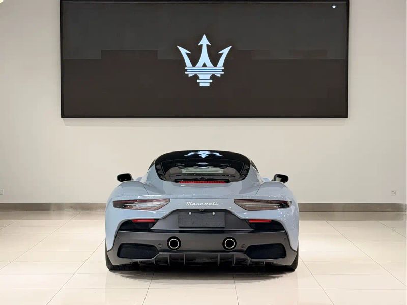 Maserati MC20