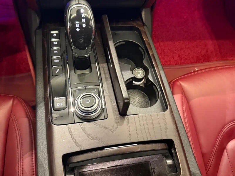 Maserati sedan