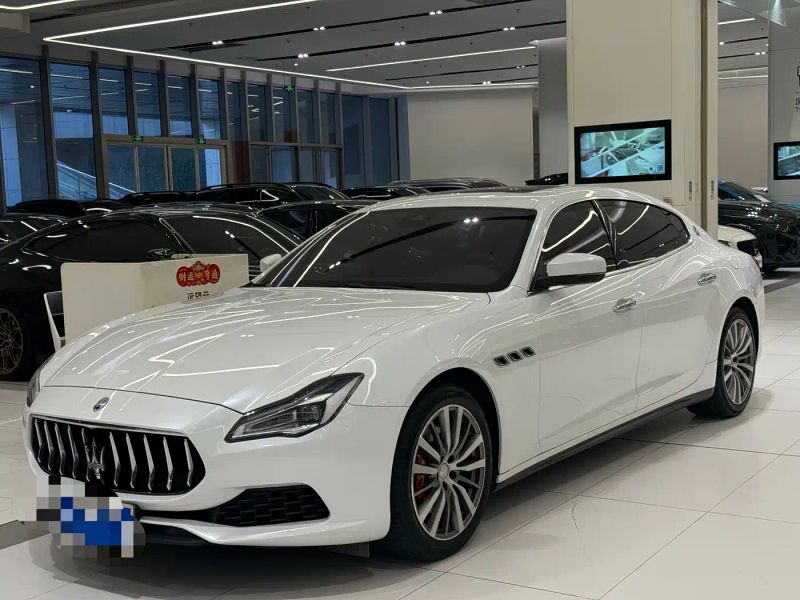 Maserati sedan