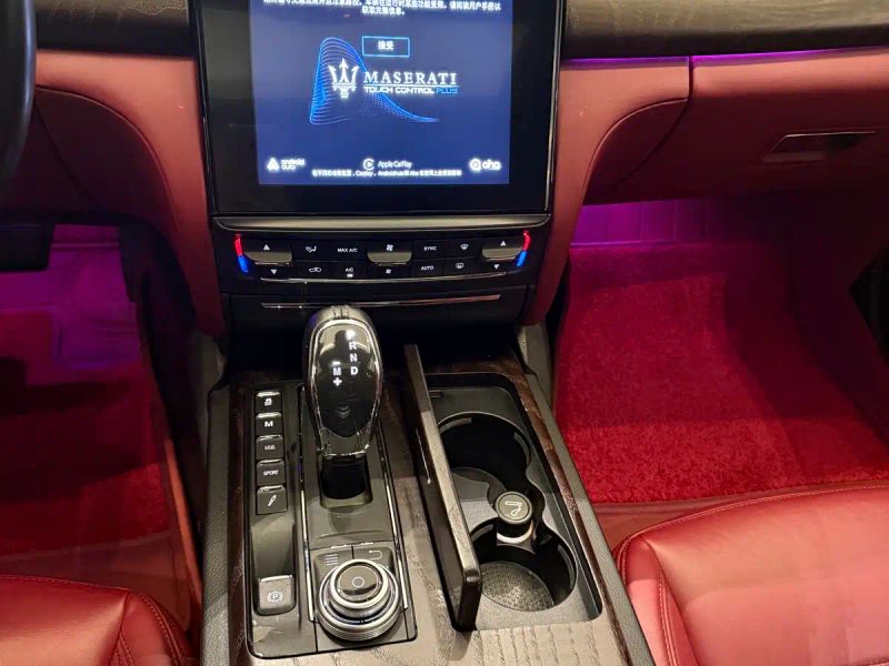 Maserati sedan