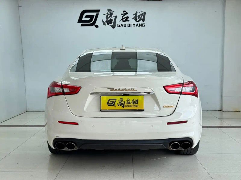 Maserati ghibli