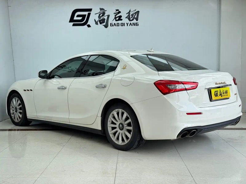 Maserati ghibli