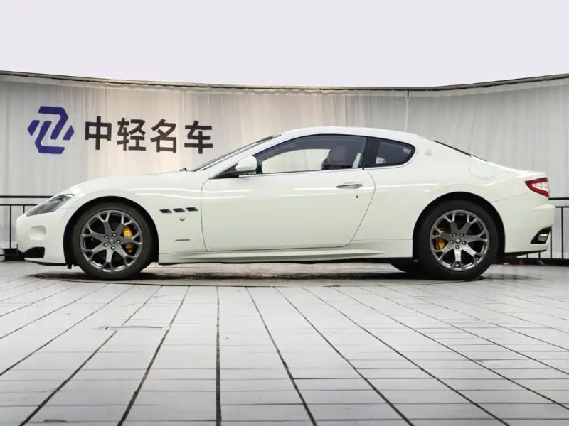 Maserati granturismo