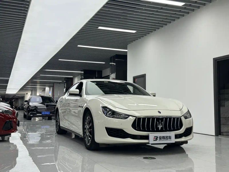 Maserati ghibli