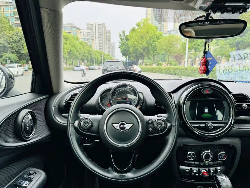 Mini clubman