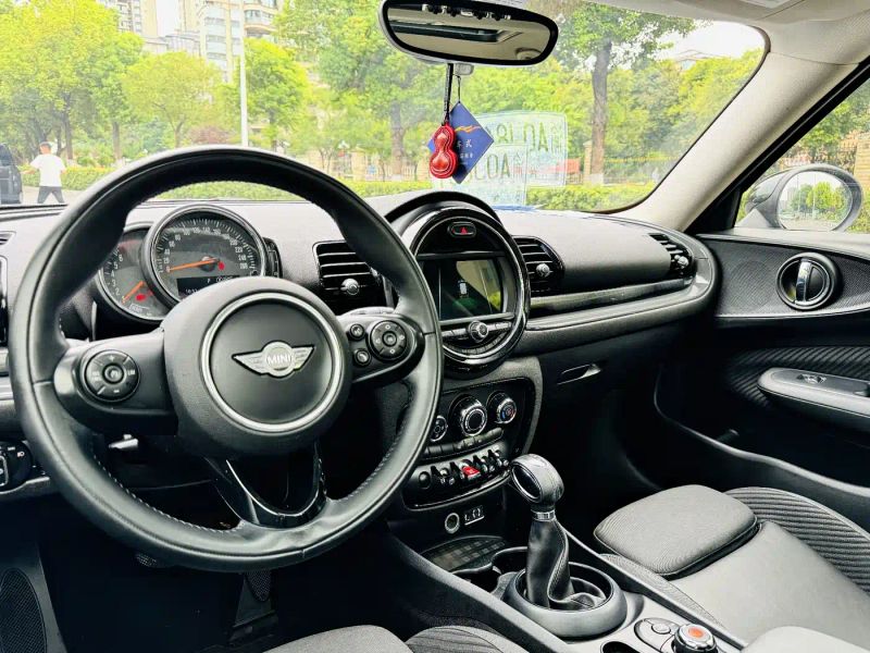 Mini clubman
