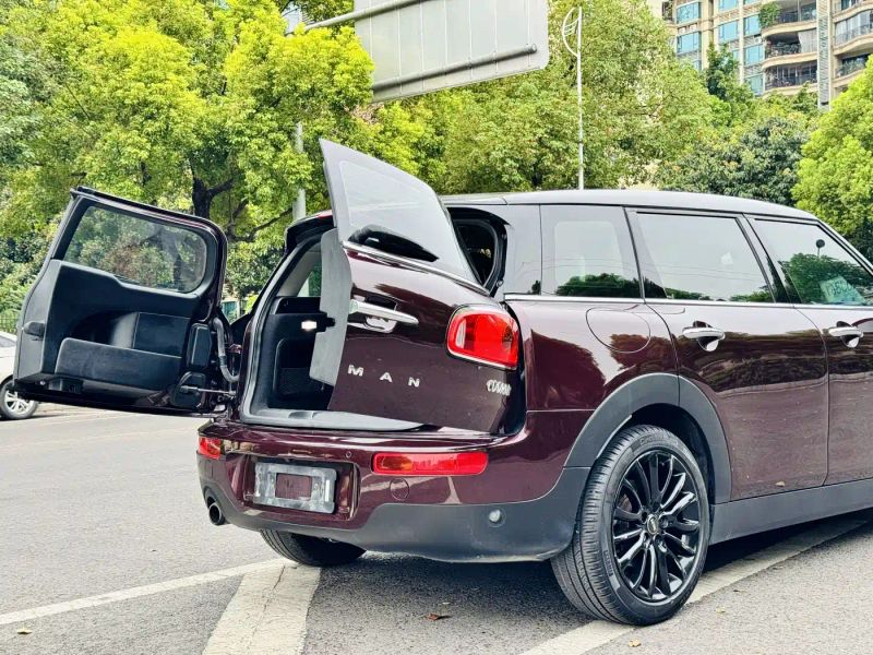 Mini clubman